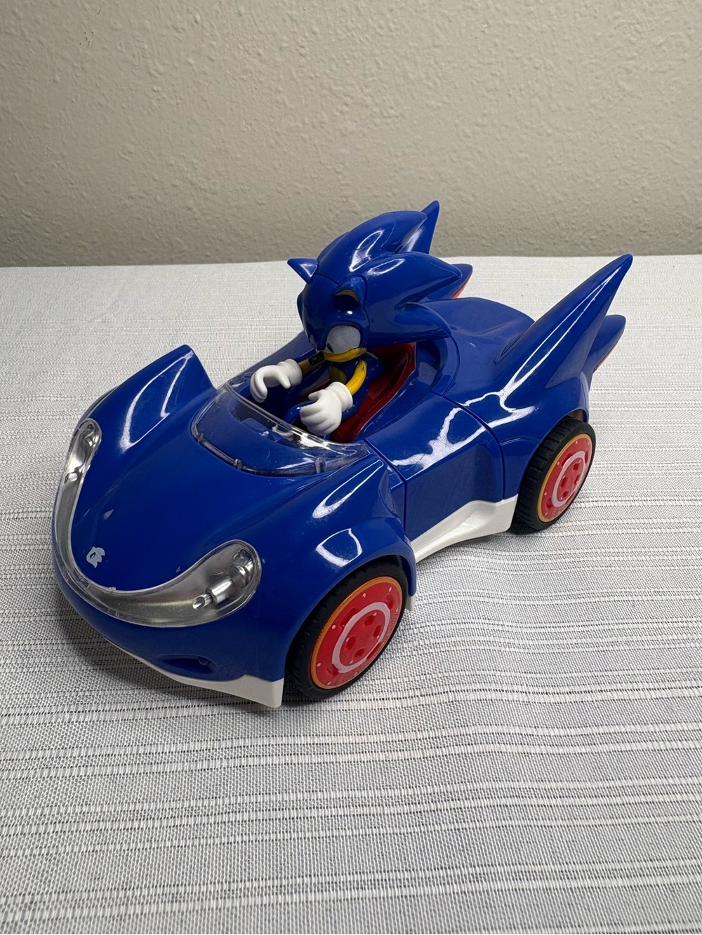 Sega Sonic The Hedgehog Pull Back Car Racer NKOK 2024